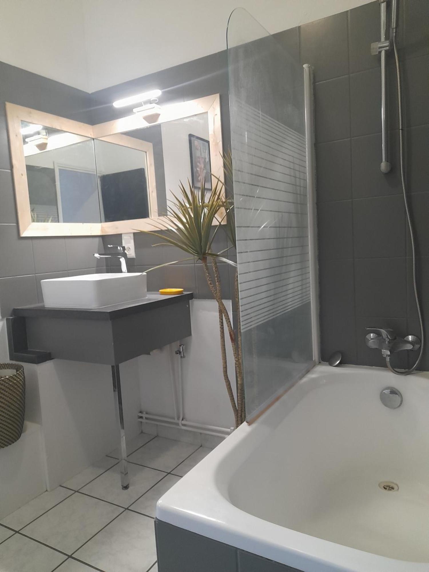 Gite De L'Auberge Olby Ngoại thất bức ảnh
